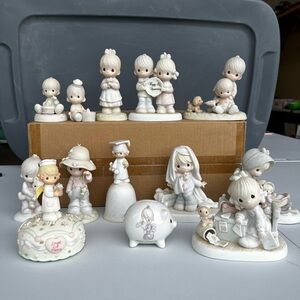 Precious Moments Lot